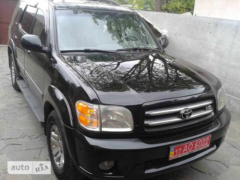 Внедорожник / Кроссовер Toyota Sequoia 2004 в 