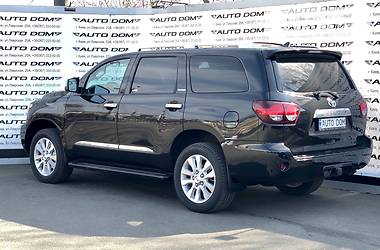 Внедорожник / Кроссовер Toyota Sequoia 2019 в Киеве