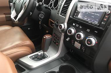 Внедорожник / Кроссовер Toyota Sequoia 2014 в 