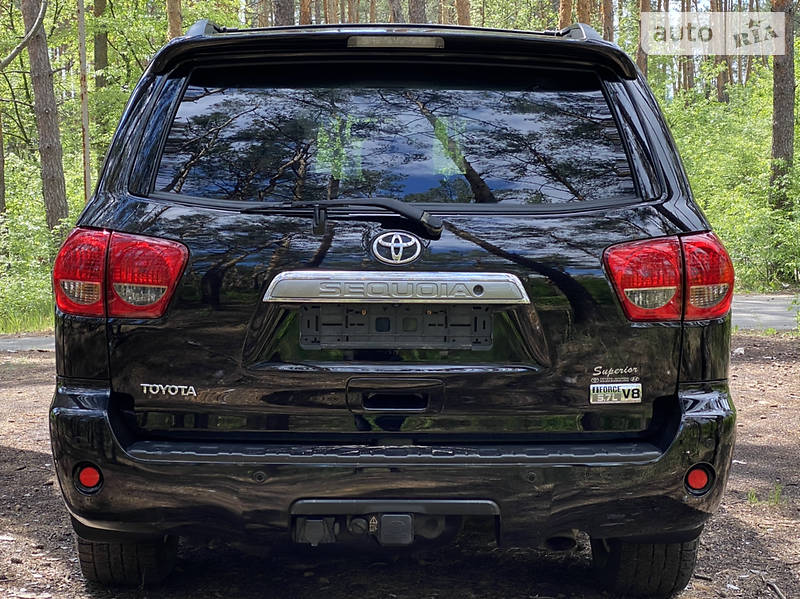 Позашляховик / Кросовер Toyota Sequoia 2009 в Києві