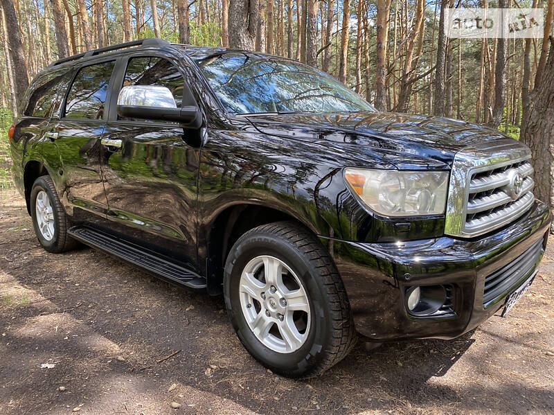 Позашляховик / Кросовер Toyota Sequoia 2009 в Києві