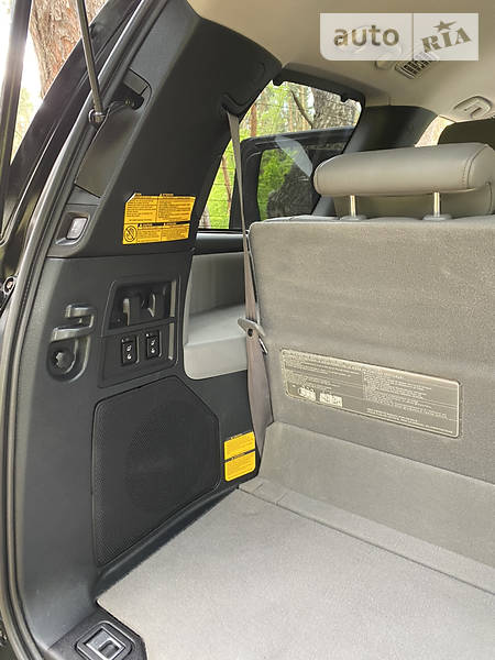 Позашляховик / Кросовер Toyota Sequoia 2009 в Києві