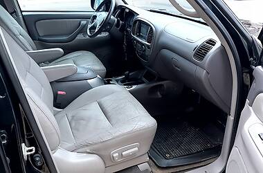 Внедорожник / Кроссовер Toyota Sequoia 2001 в Николаеве