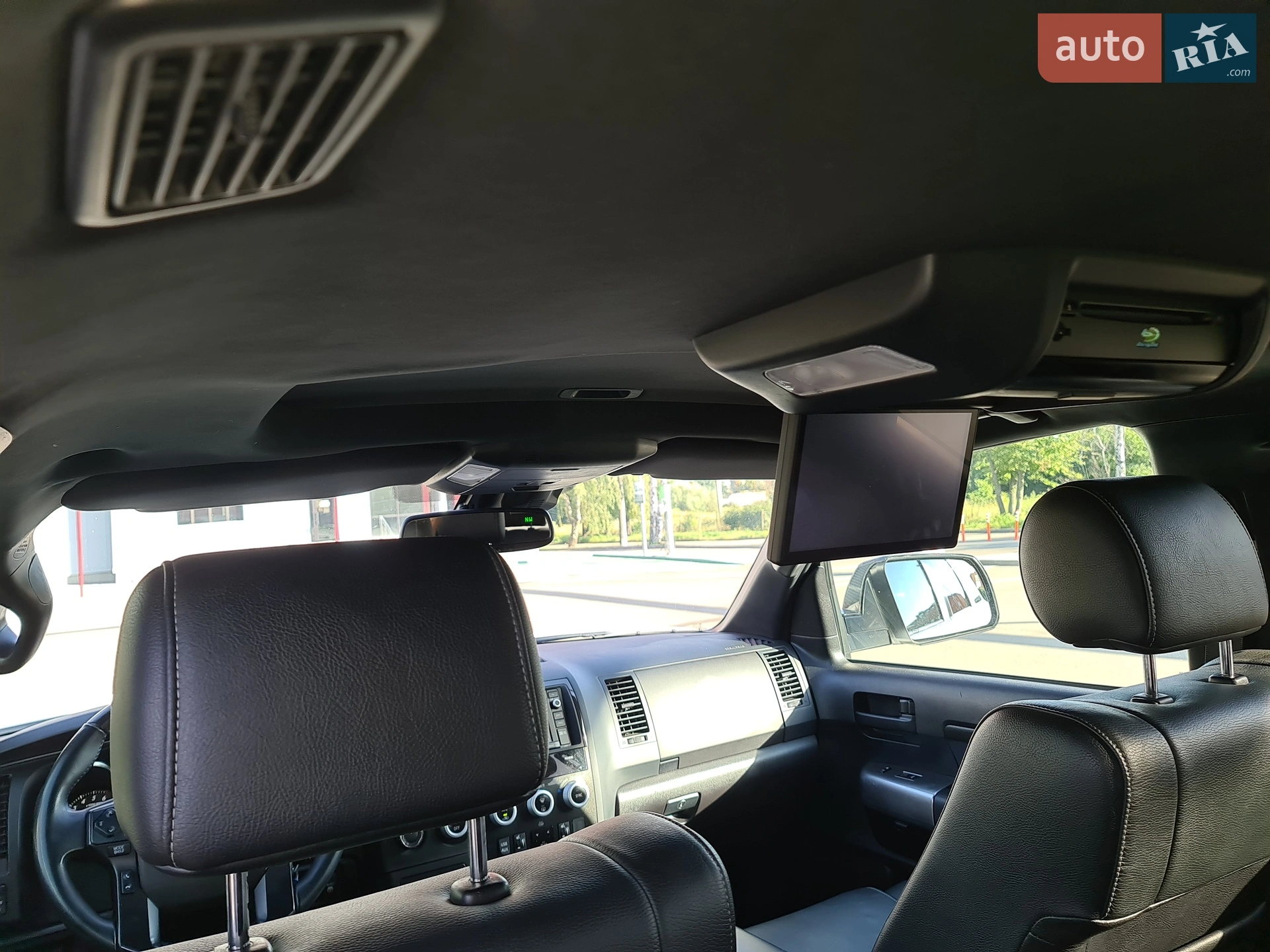 2019 Toyota Sequoia - мініатюра 15