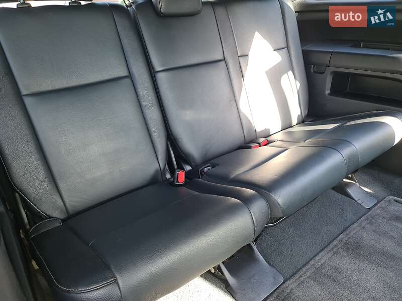 Внедорожник / Кроссовер Toyota Sequoia 2019 в Киеве