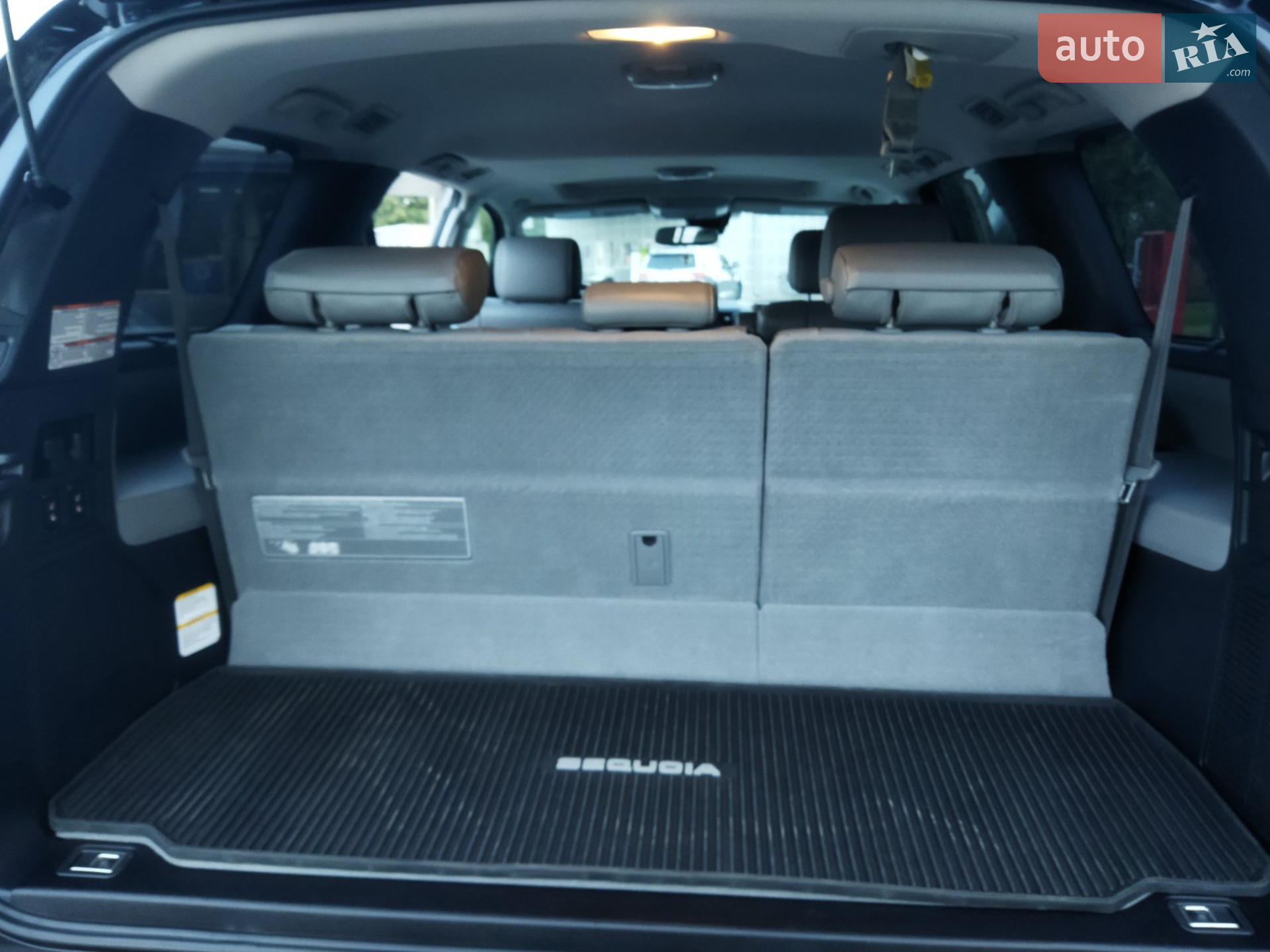 2017 Toyota Sequoia - мініатюра 24