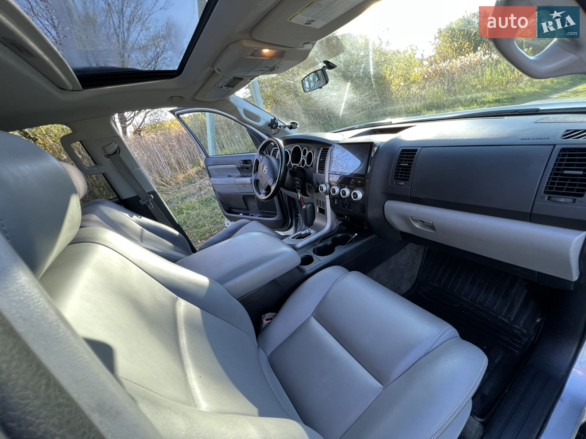 2012 Toyota Sequoia - мініатюра 3