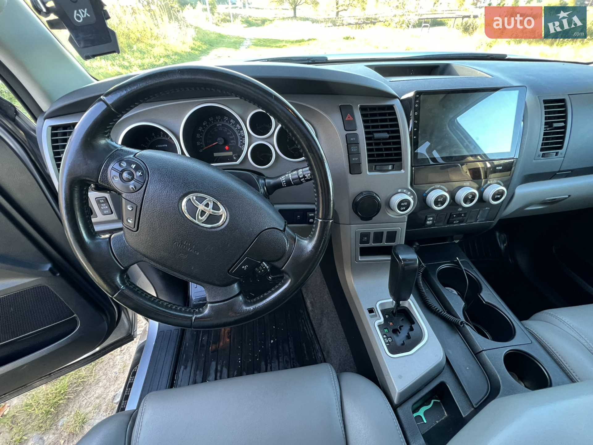 2012 Toyota Sequoia - мініатюра 9