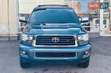 Внедорожник / Кроссовер Toyota Sequoia 2017 в Одессе