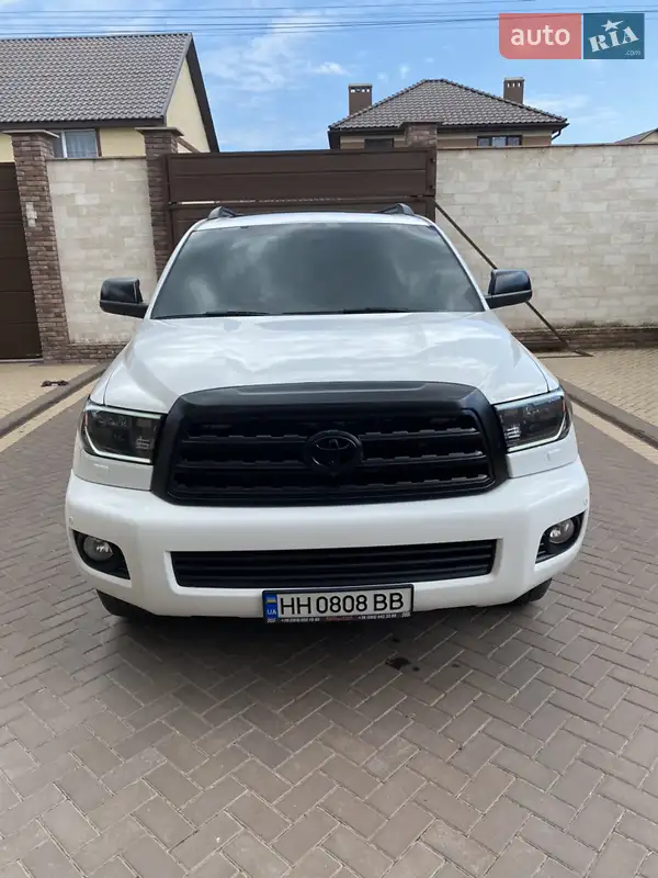 Toyota Sequoia