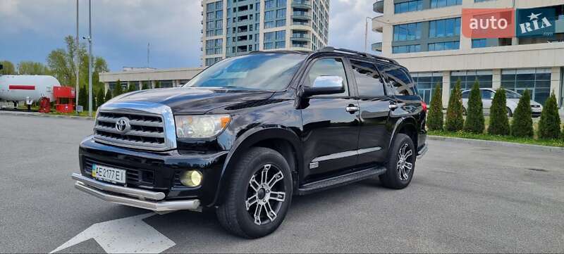 Позашляховик / Кросовер Toyota Sequoia 2008 в Дніпрі