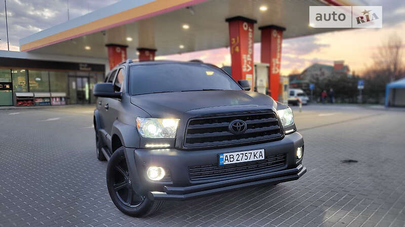 Внедорожник / Кроссовер Toyota Sequoia 2008 в Виннице