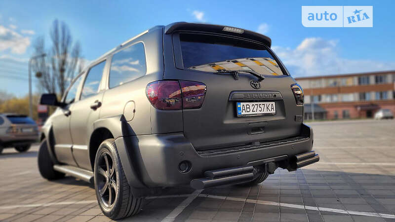 Внедорожник / Кроссовер Toyota Sequoia 2008 в Виннице