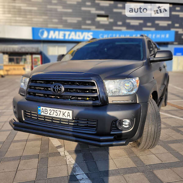 Внедорожник / Кроссовер Toyota Sequoia 2008 в Виннице
