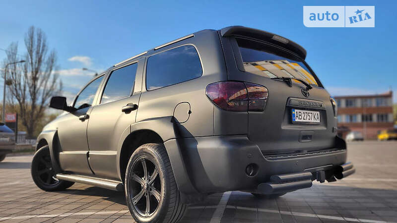 Внедорожник / Кроссовер Toyota Sequoia 2008 в Виннице