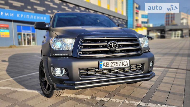 Внедорожник / Кроссовер Toyota Sequoia 2008 в Виннице