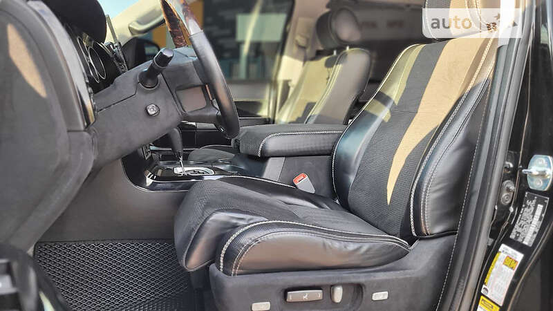 Внедорожник / Кроссовер Toyota Sequoia 2008 в Виннице