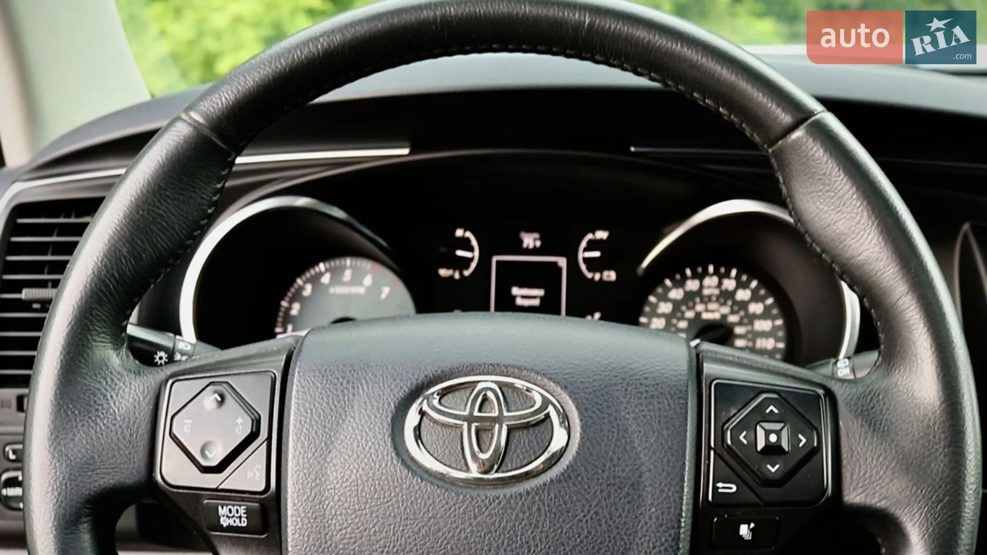 2017 Toyota Sequoia - мініатюра 13