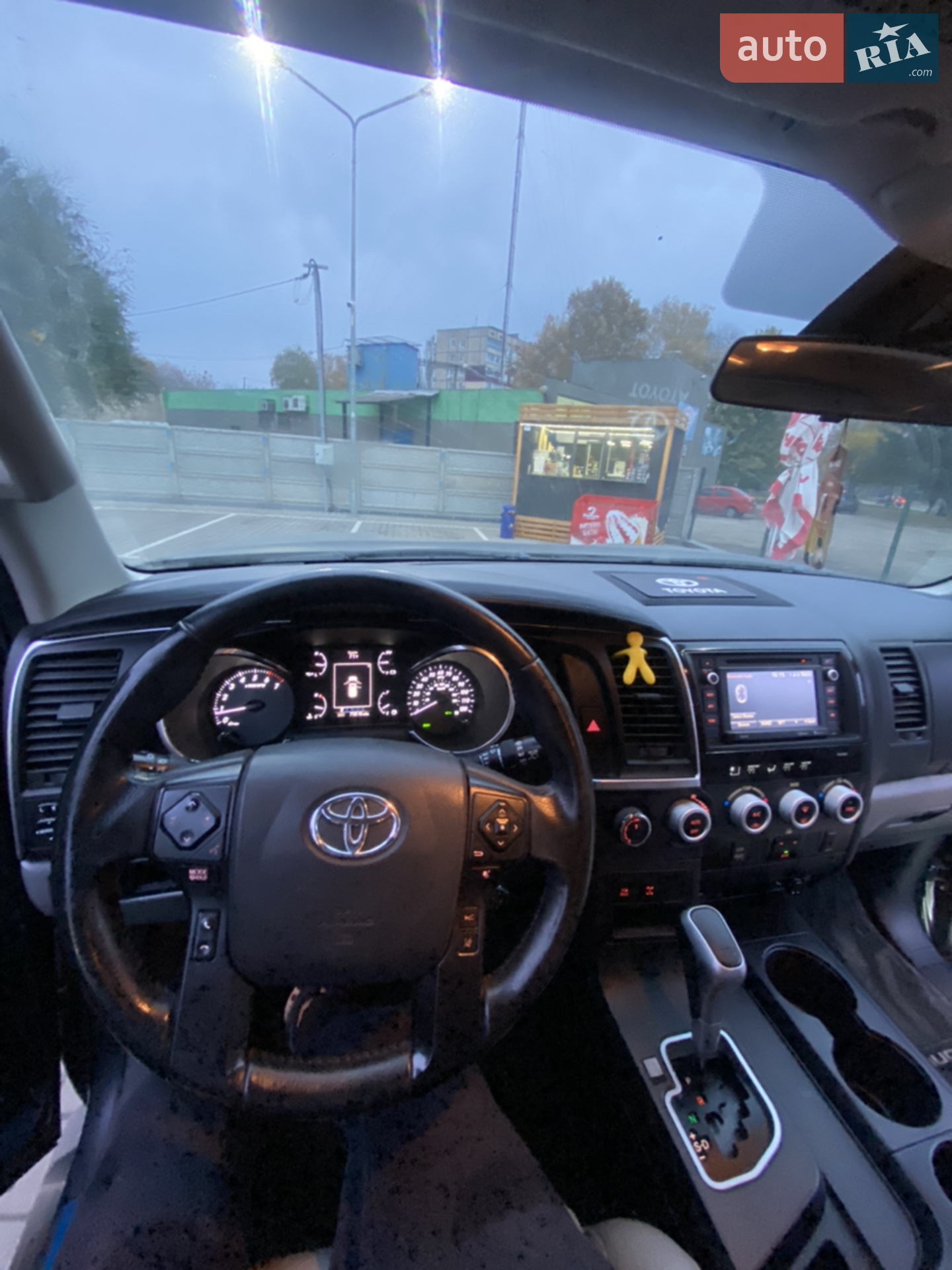 2017 Toyota Sequoia - мініатюра 29
