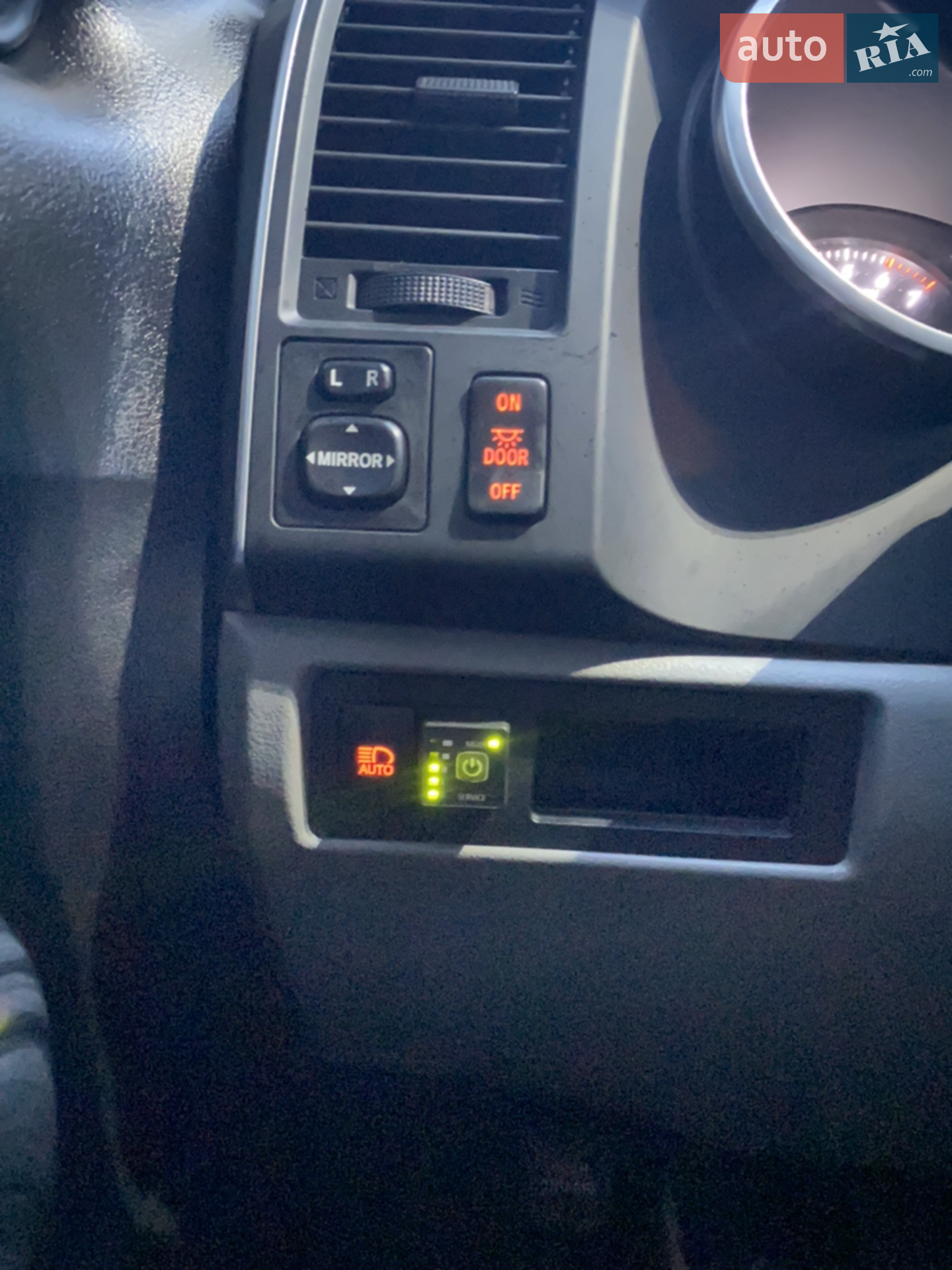 2017 Toyota Sequoia - мініатюра 36