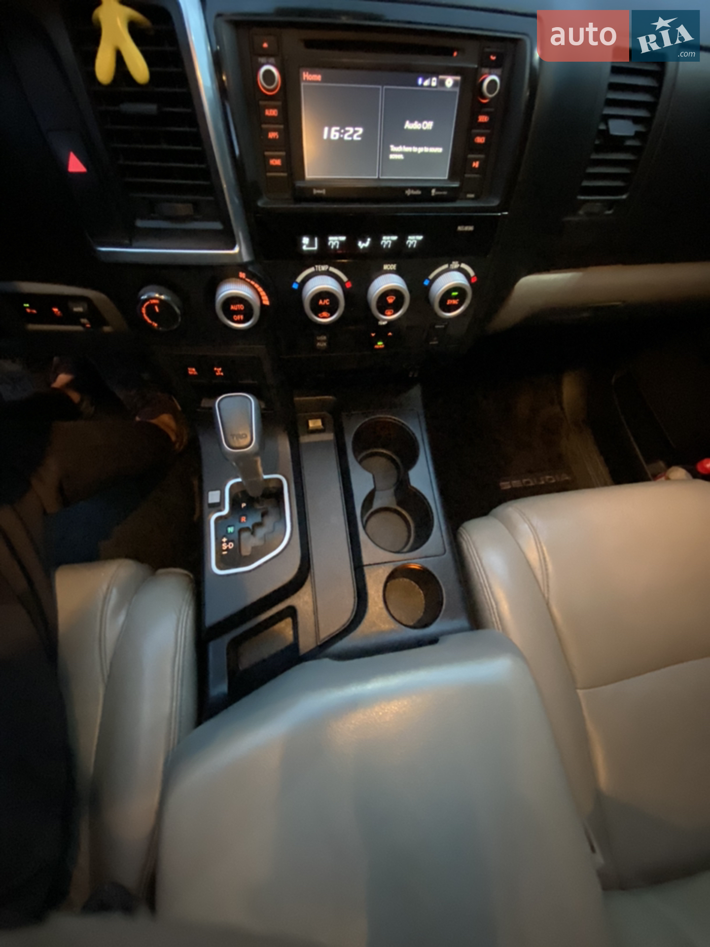 2017 Toyota Sequoia - мініатюра 40