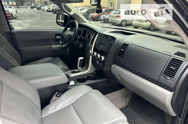 Внедорожник / Кроссовер Toyota Sequoia 2008 в Полтаве