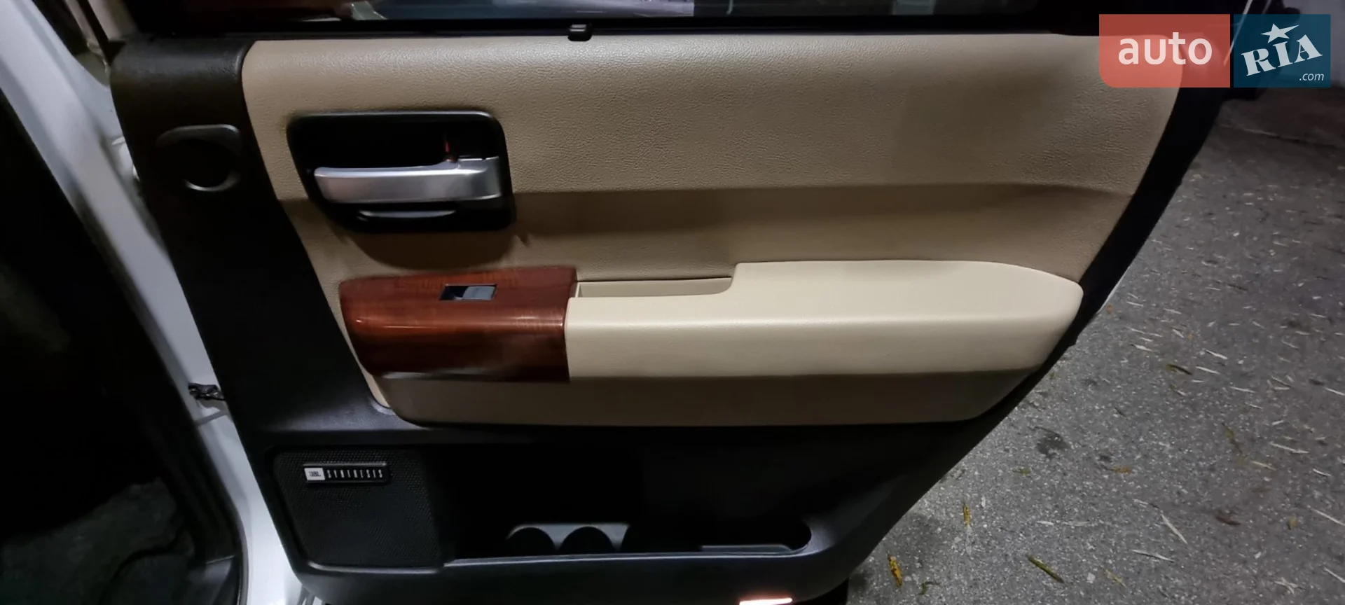 2016 Toyota Sequoia - мініатюра 6