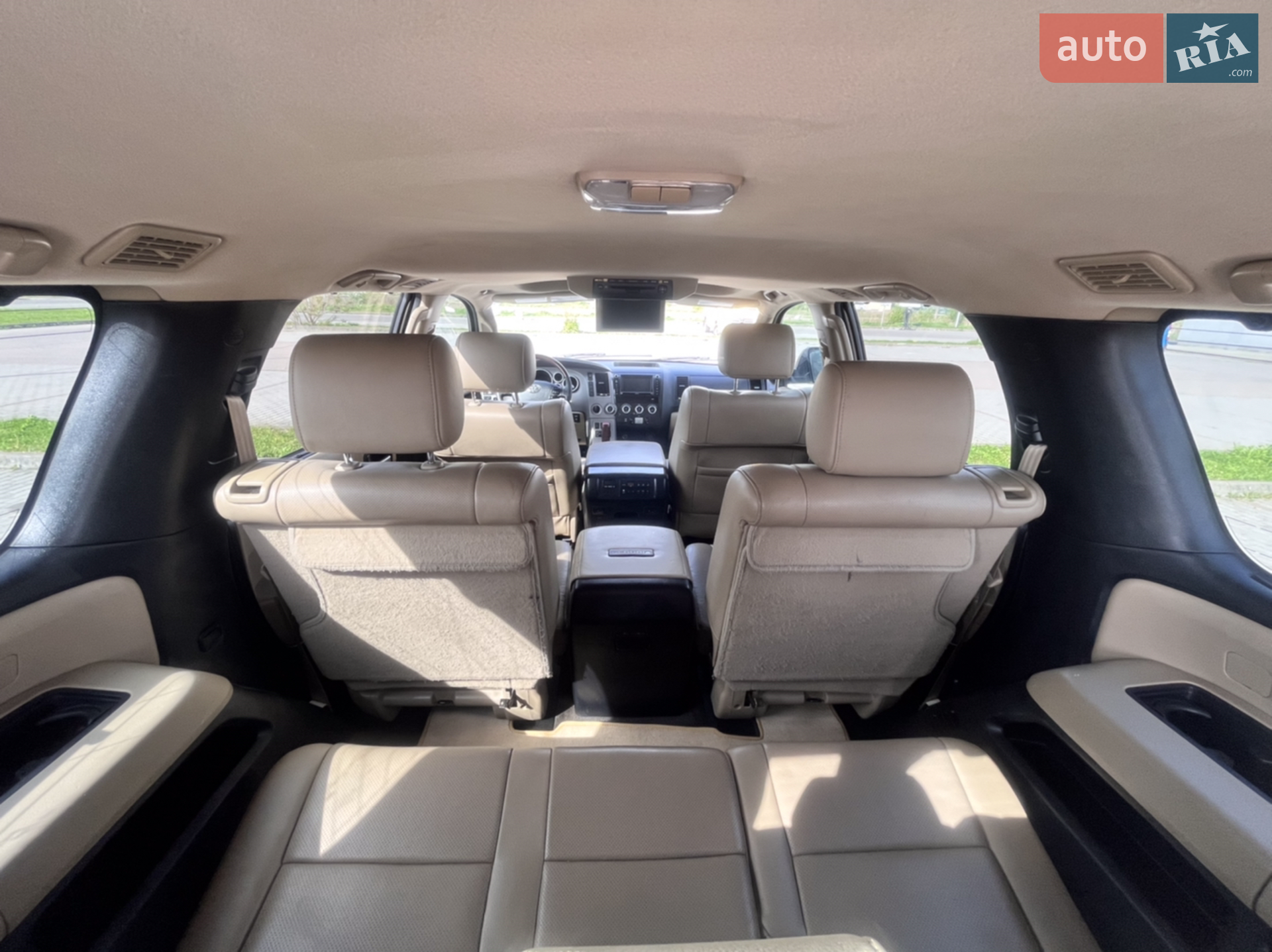 2012 Toyota Sequoia - мініатюра 28