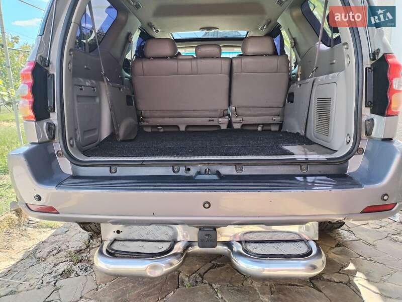 Позашляховик / Кросовер Toyota Sequoia 2002 в Одесі