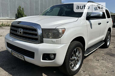 Внедорожник / Кроссовер Toyota Sequoia 2008 в Киеве