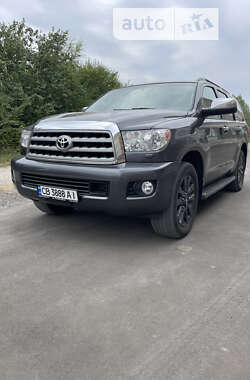 Позашляховик / Кросовер Toyota Sequoia 2012 в Прилуках