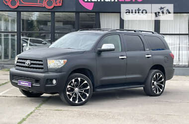 Внедорожник / Кроссовер Toyota Sequoia 2010 в Киеве