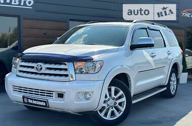 Позашляховик / Кросовер Toyota Sequoia 2008 в Рівному