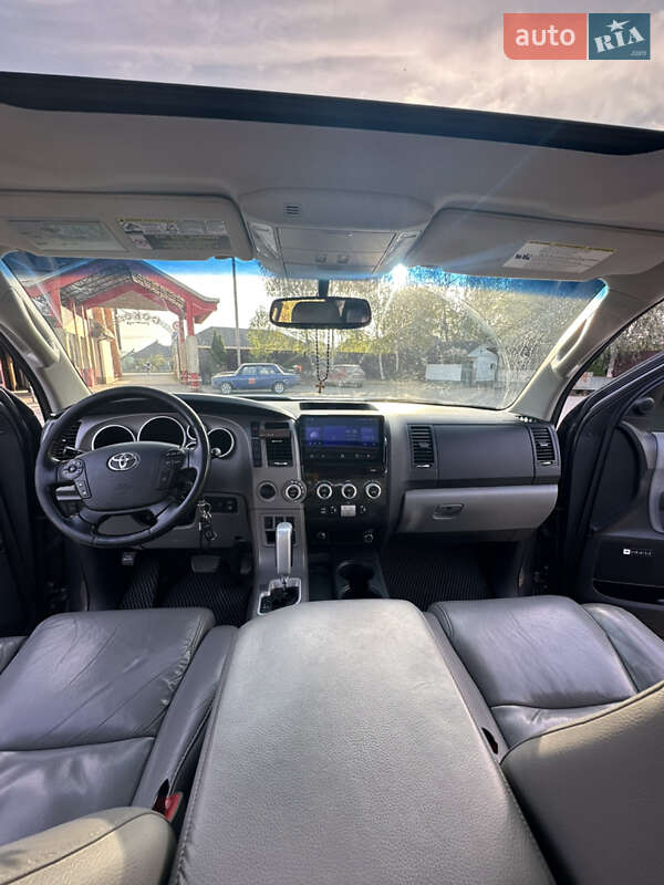 Внедорожник / Кроссовер Toyota Sequoia 2012 в Черновцах фото 9 Внедорожник / Кроссовер Toyota Sequoia 2012 в Черновцах