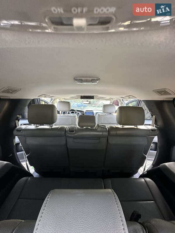 Внедорожник / Кроссовер Toyota Sequoia 2012 в Черновцах фото 19 Внедорожник / Кроссовер Toyota Sequoia 2012 в Черновцах