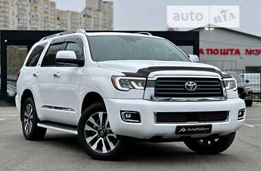 Позашляховик / Кросовер Toyota Sequoia 2021 в Києві