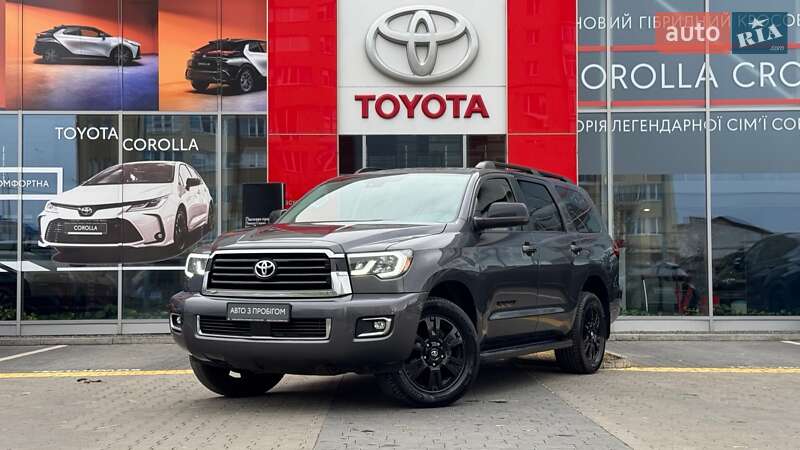 Toyota Sequoia 2018