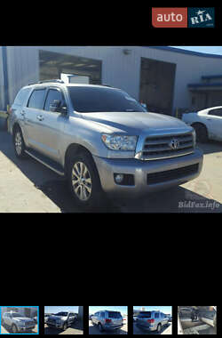 Внедорожник / Кроссовер Toyota Sequoia 2010 в Надворной