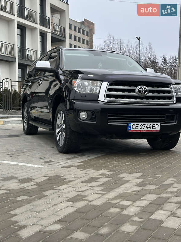 Внедорожник / Кроссовер Toyota Sequoia 2013 в Черновцах