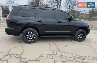 Позашляховик / Кросовер Toyota Sequoia 2012 в Києві