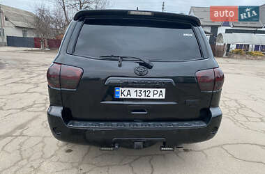 Позашляховик / Кросовер Toyota Sequoia 2012 в Києві