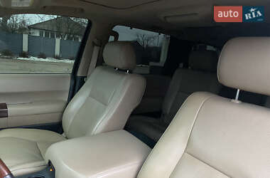 Позашляховик / Кросовер Toyota Sequoia 2012 в Києві