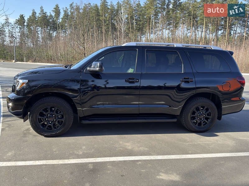 Toyota Sequoia 2019