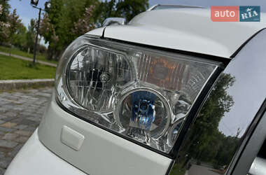 Позашляховик / Кросовер Toyota Sequoia 2011 в 