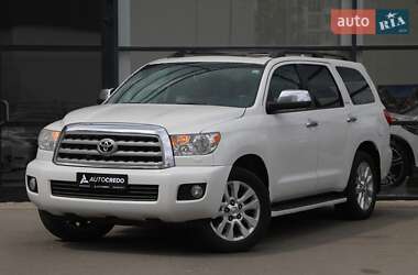 Внедорожник / Кроссовер Toyota Sequoia 2012 в Харькове