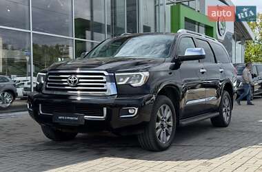 Позашляховик / Кросовер Toyota Sequoia 2018 в Києві