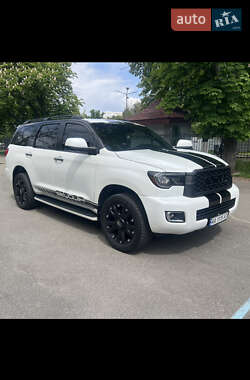 Позашляховик / Кросовер Toyota Sequoia 2016 в 