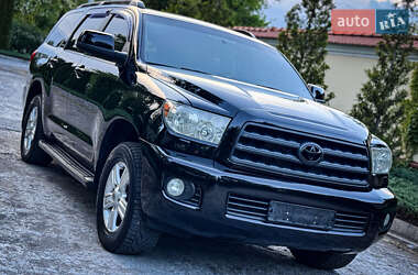 Позашляховик / Кросовер Toyota Sequoia 2008 в 