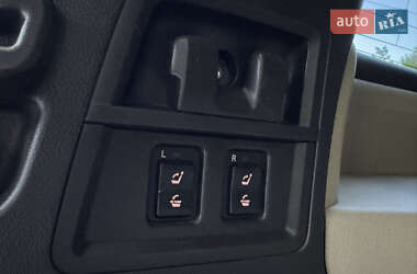 Позашляховик / Кросовер Toyota Sequoia 2008 в 