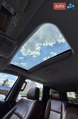 Внедорожник / Кроссовер Toyota Sequoia 2008 в 
